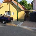 Sunny House Ferienhaus *