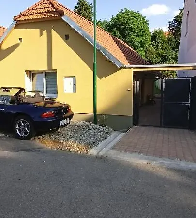 Sunny House Дом отдыха *